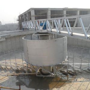 中心傳動刮泥機(jī)裝置