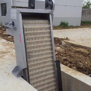 調(diào)節(jié)池過濾裝置機(jī)械格柵污水垃圾過濾裝置