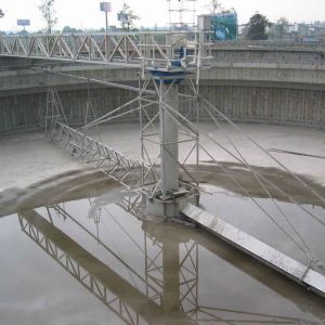 沉淀池刮吸泥機(jī)裝置中心傳動式刮吸泥機(jī)設(shè)備詳細(xì)介紹