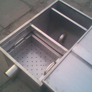 固液分流裝置食堂餐廳油水分離裝置不銹鋼隔油池設(shè)備簡(jiǎn)介